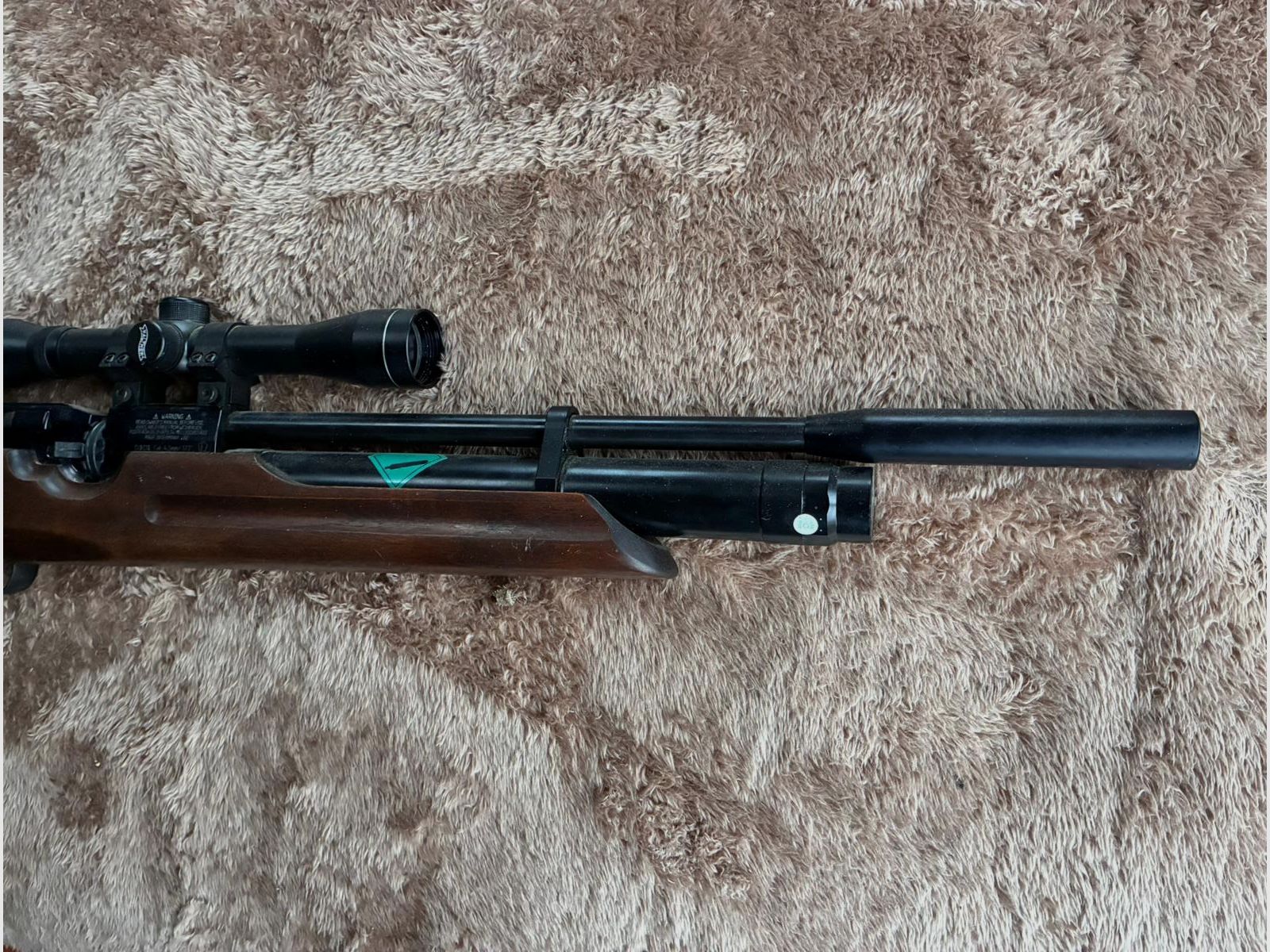 Pressluftgewehr Weihrauch HW 100 T Nussbaum-Lochschaft Kompensator Kaliber 5,5 mm