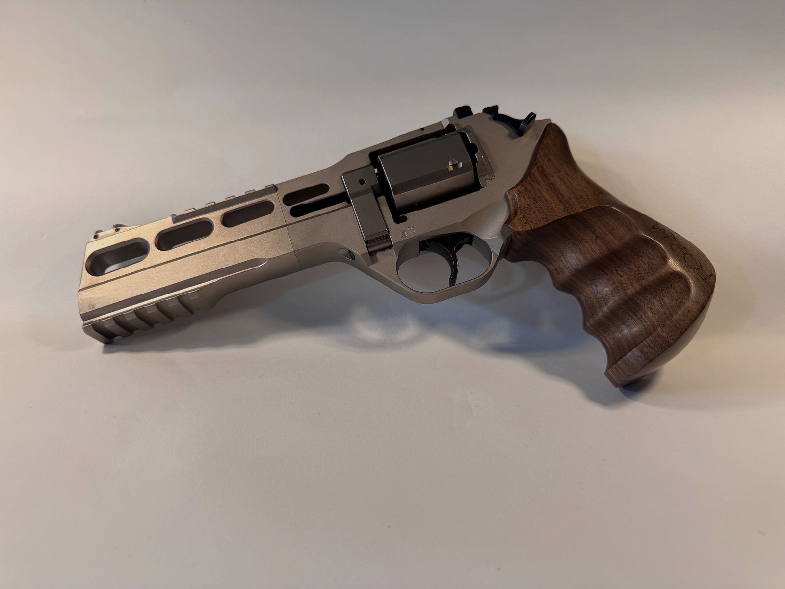 Revólver Chiappa Rhino 60 DS
