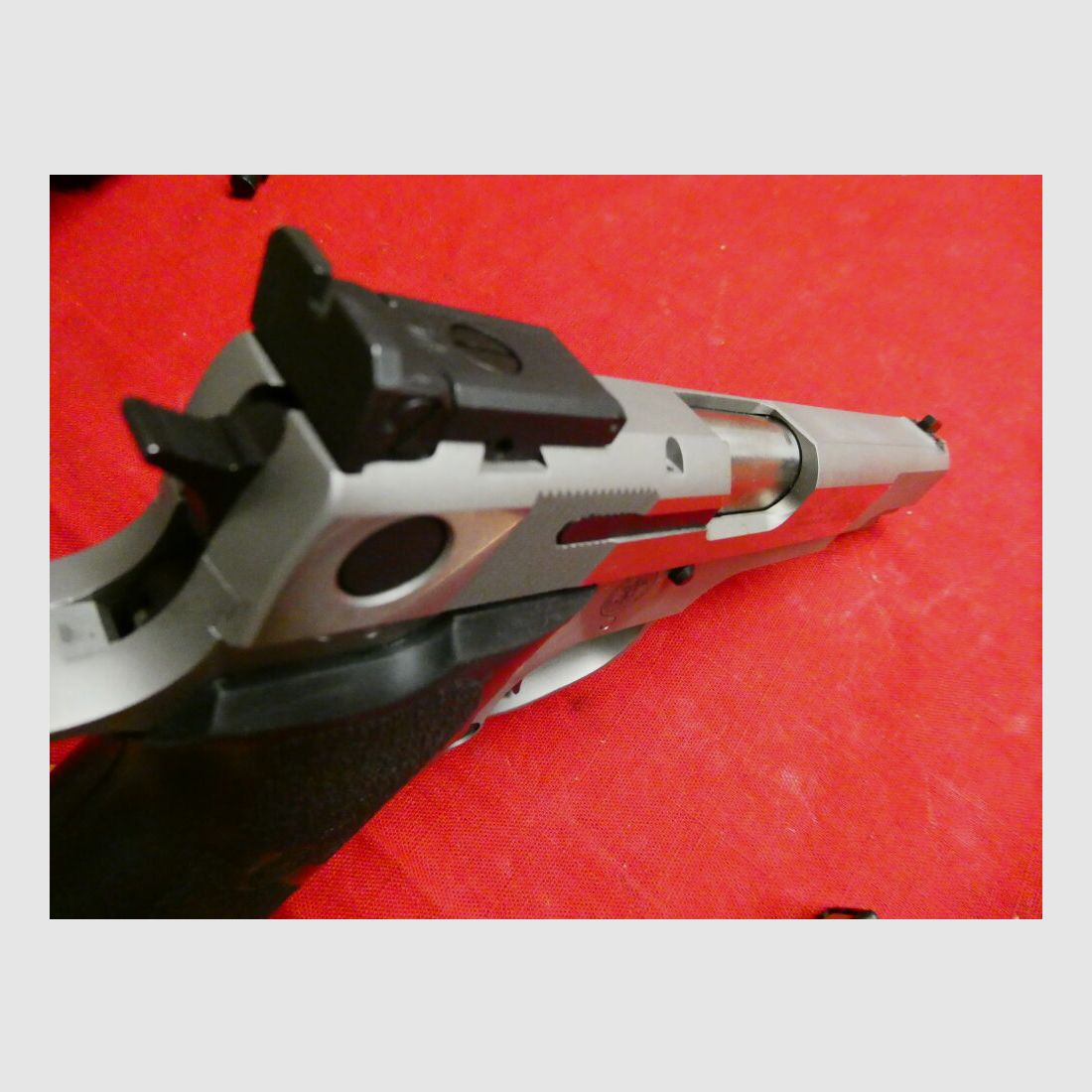 Smith & Wesson - Performance Center .45 Target Champion