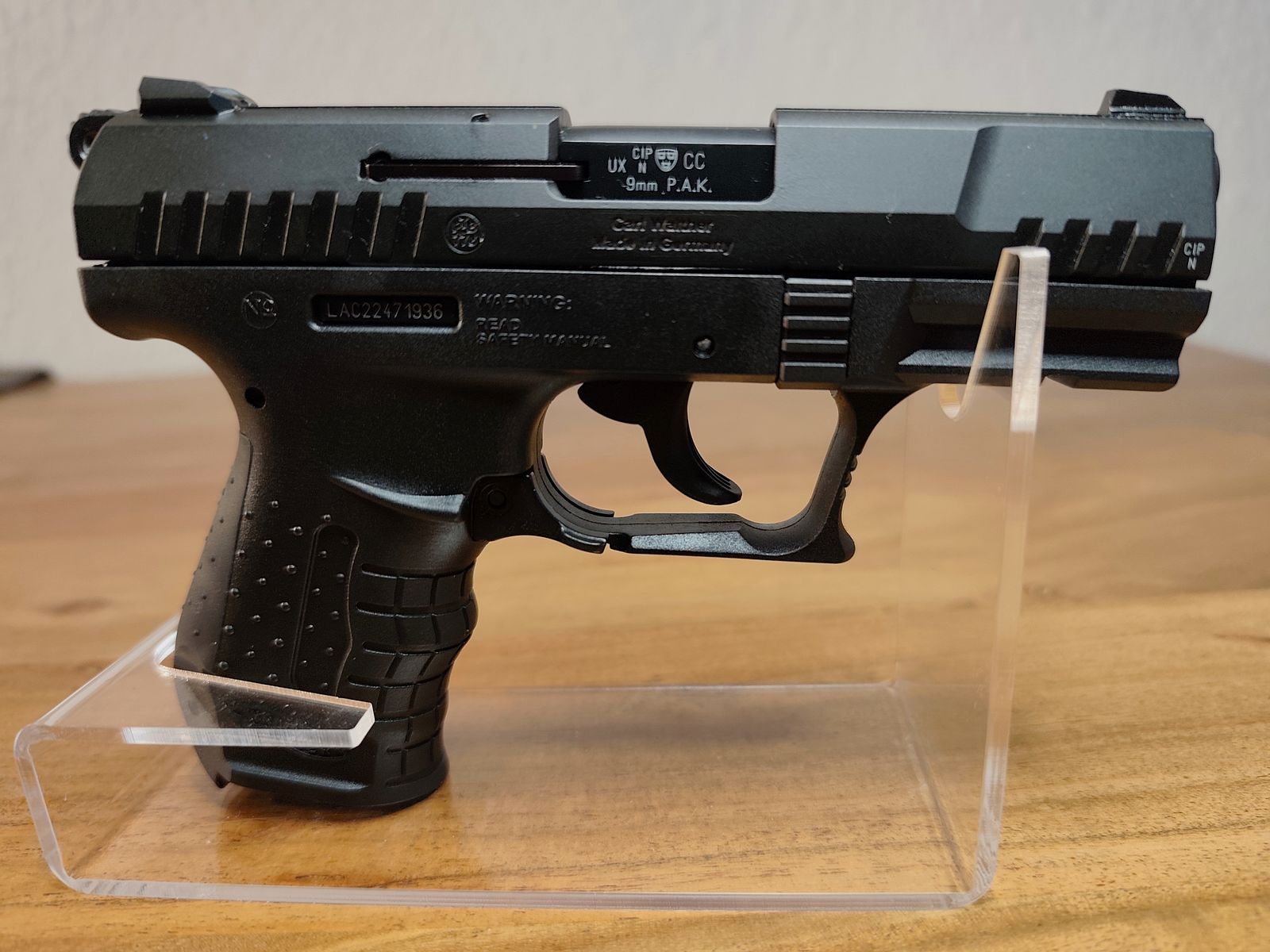 Walther P 22 czarny PTB 778 w stanie nowym OVP + amunicja