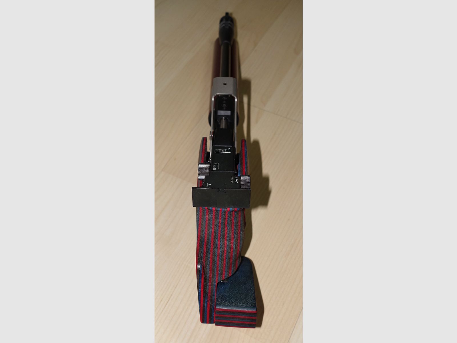 Tesro Pressluft Matchpistole PA10 / Top Zustand mit Zubehör