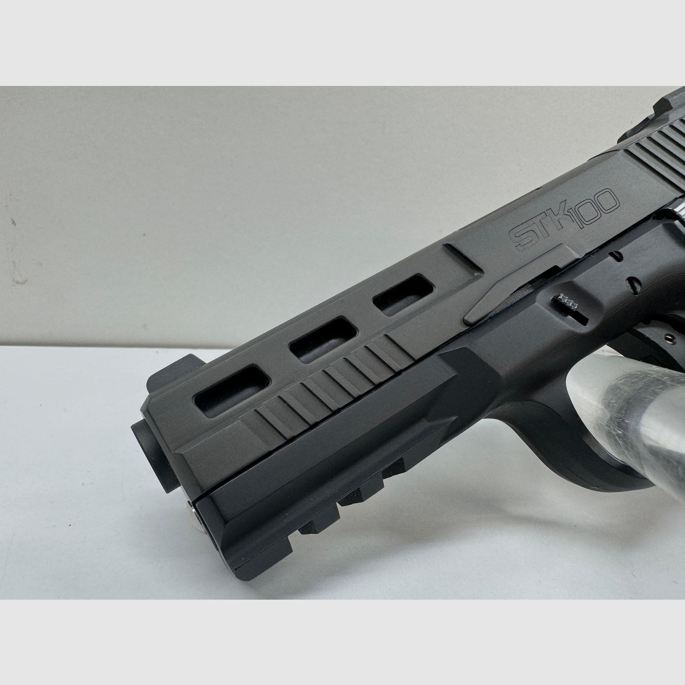 Armscor STK100 - WaffenFriedrichs