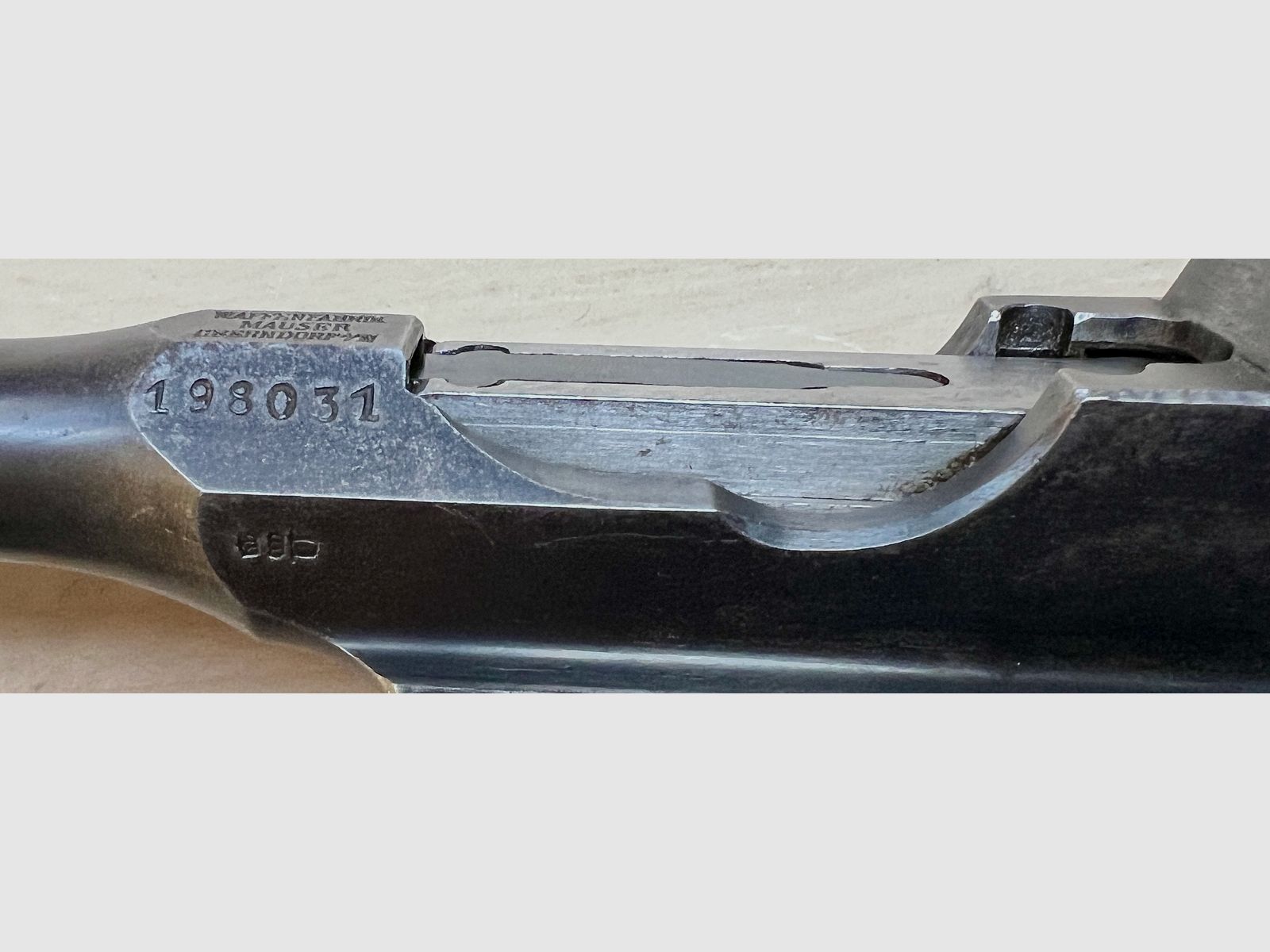Mauser C96 , im sammlerwürdigen Bestzustand. Nummerngleich. Aus Familienbesitz. RARITÄT. Antiqität