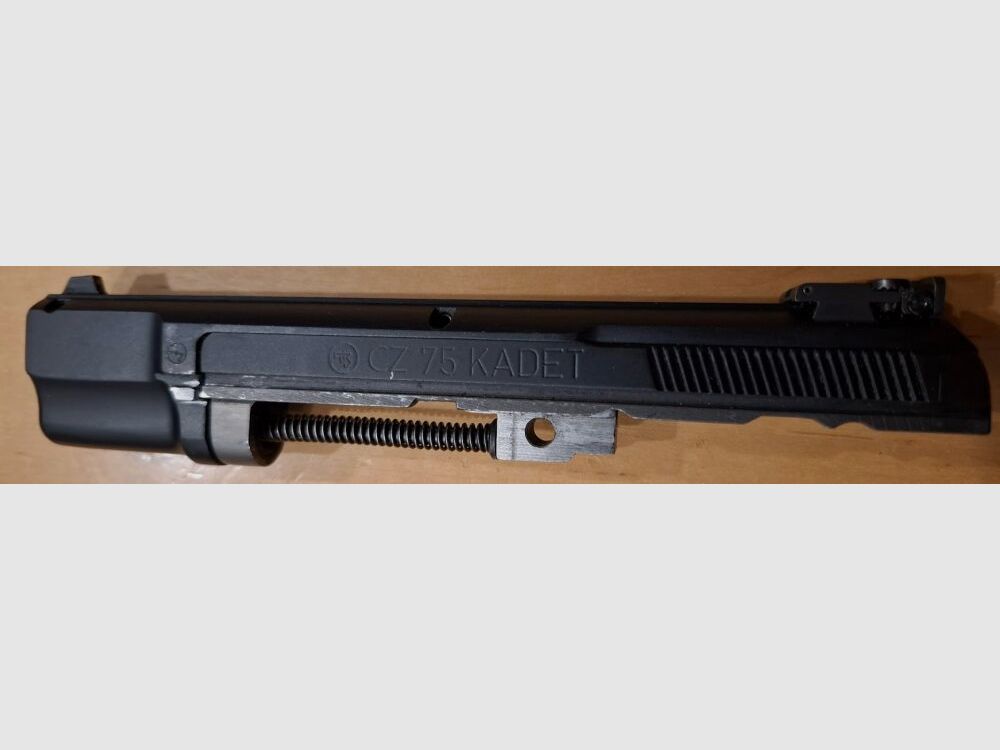 CZ CZ 75 Kadet