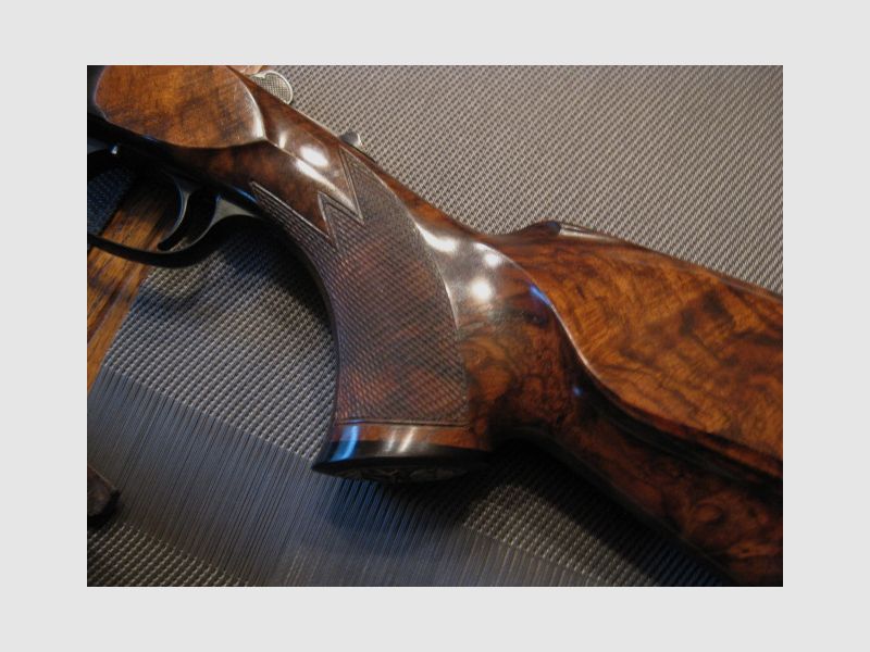 Droomachtige Blaser Black-Custom K95 met droomstock HK 9/10 in caliber .308 Winchester incl. LEICA Fortis 1,8-12x42i red dot sight L-4A (zoals ZEISS 60) en incl. 60 schoten RWS DK 10,7 gram