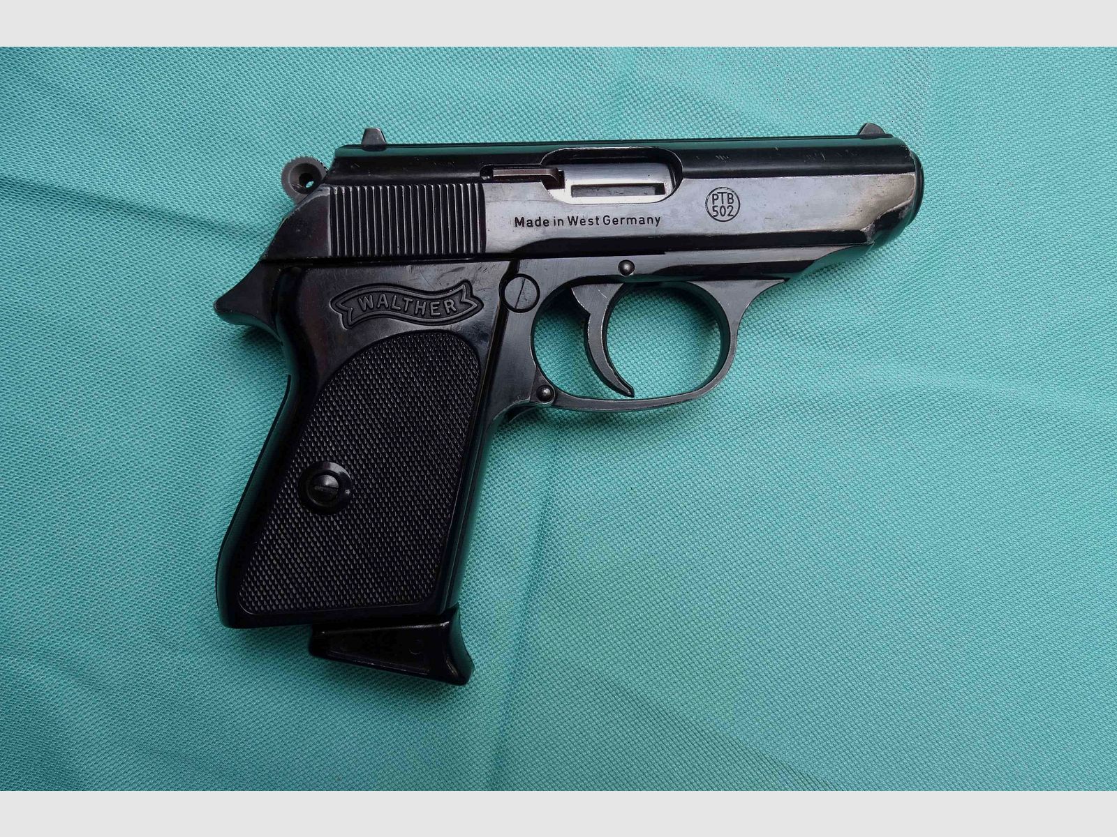 Walther PPK  8 mm Gas / Schreckschusspistole  PTB 502