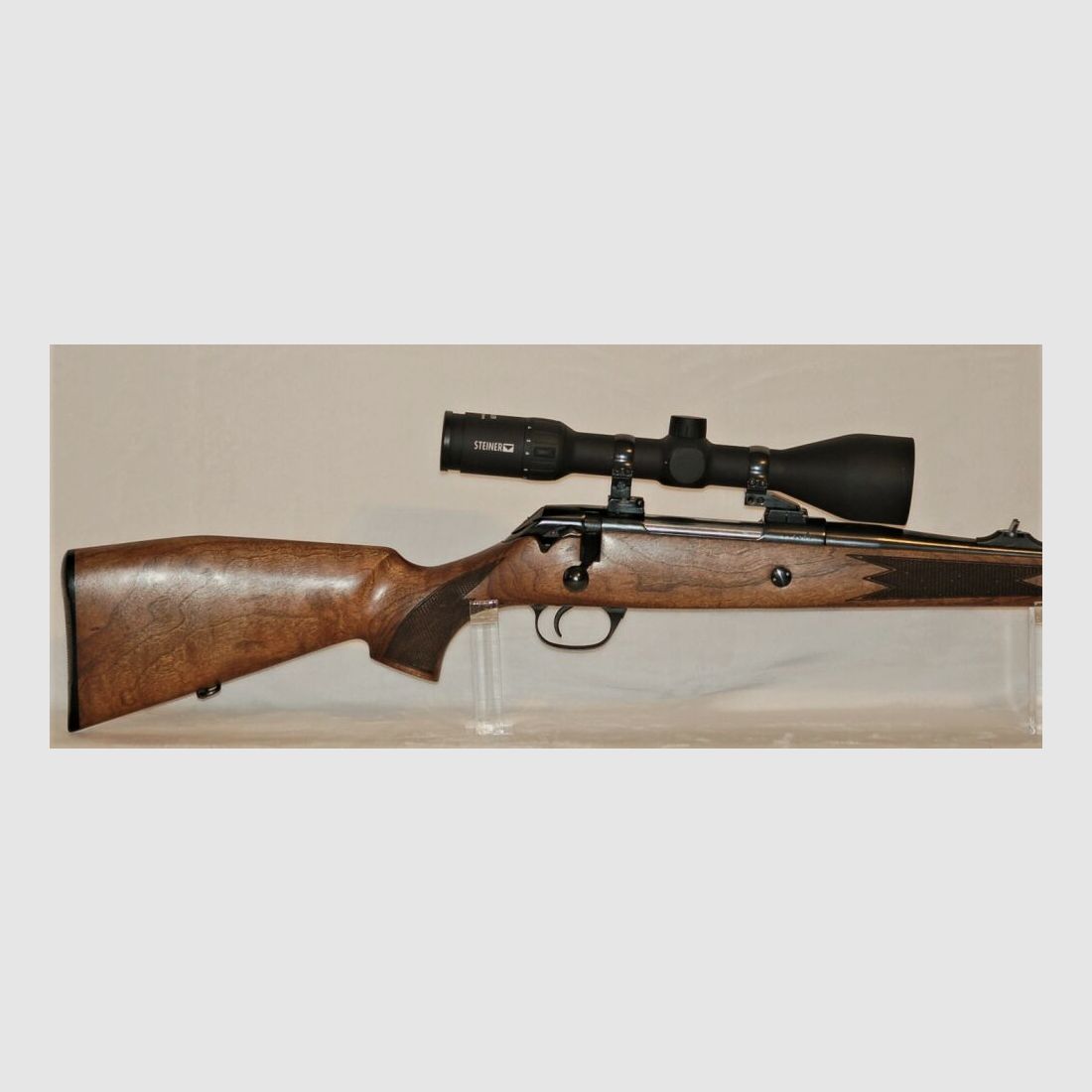 Mauser 225 "Pakiet z ZF Steiner Ranger 3-12x56, montaż obrotowy EAW i tłumik"