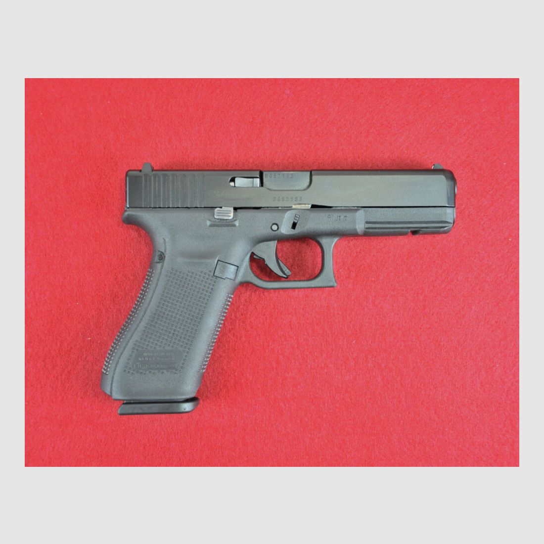 Glock	 17 Gen5 9mm Luger