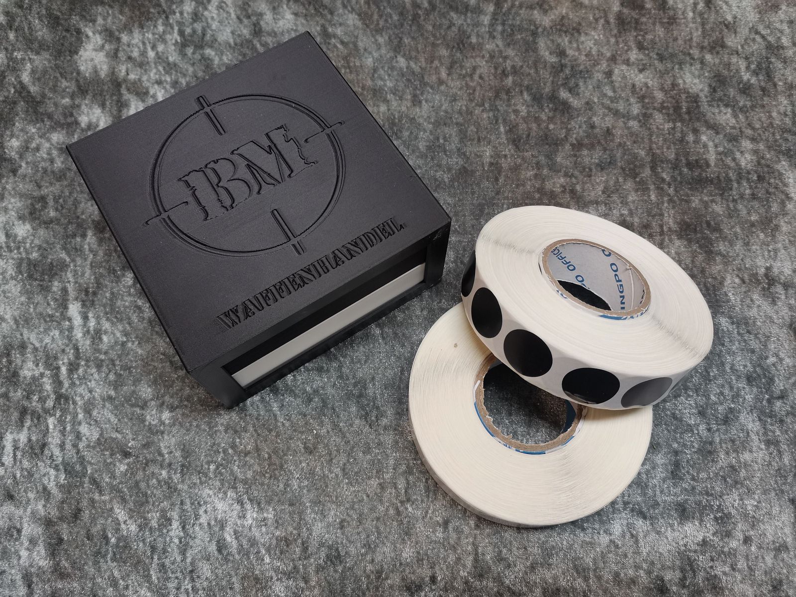 Scatola di cerotti Schusspflaster inclusi cerotti bianchi e neri Sportschütze 19mm scatola di cerotti