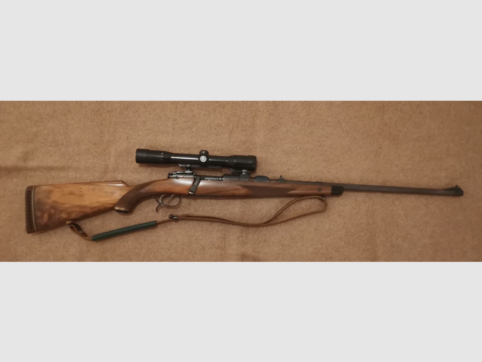 Mauser 66, Repetierbüchse, 7 x 64 mit 2 Kahles 3-9 x 42 und 8 x 56