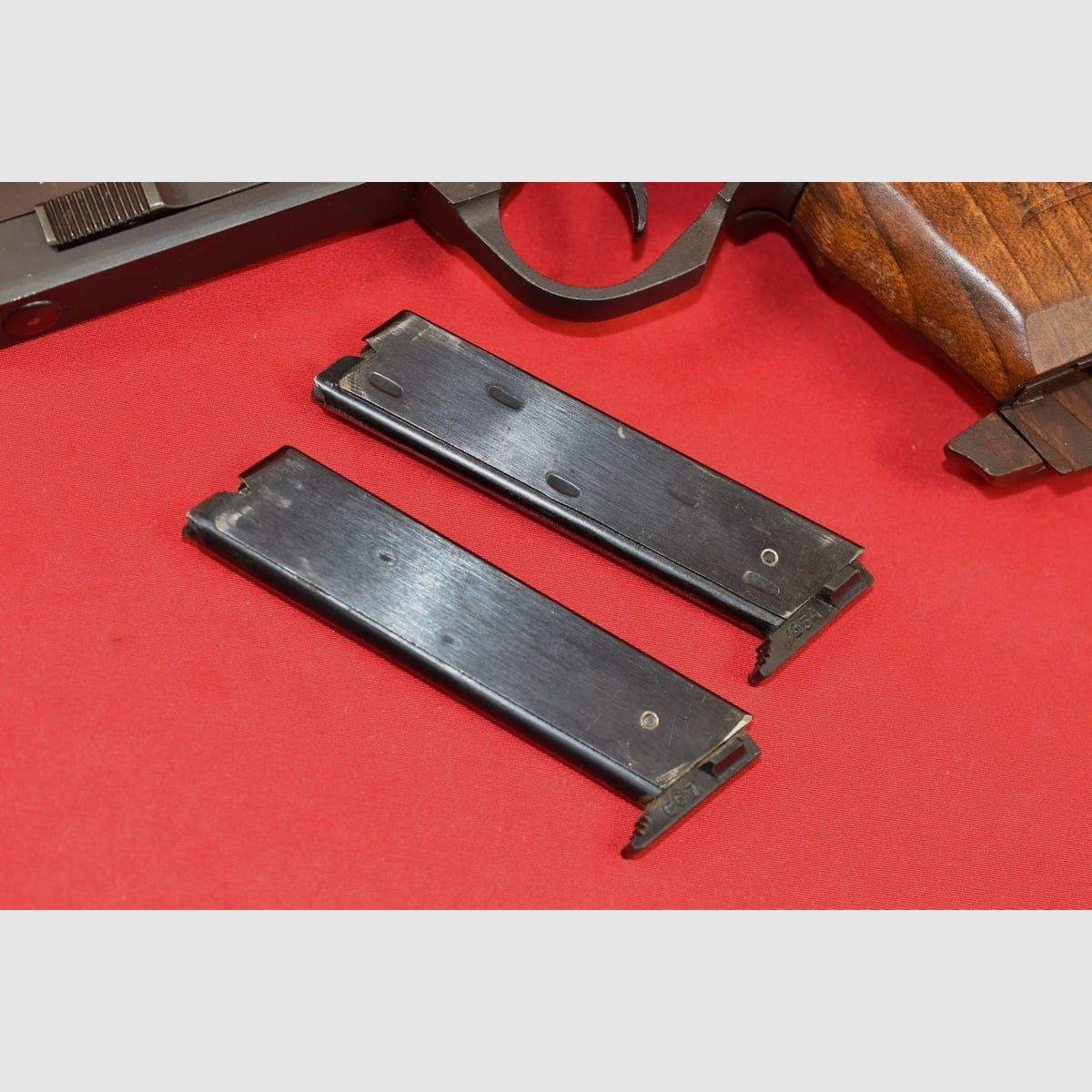 #6344 Pistolet IŽ-35M, cal. .22 LR, image 11 sur 20