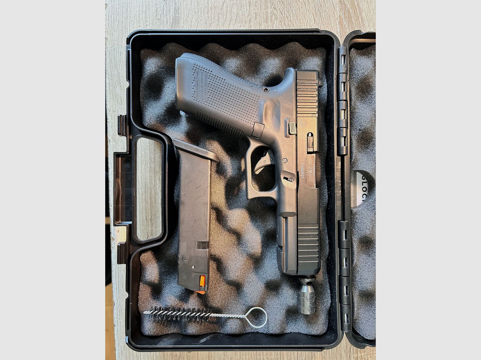 Glock 17 Gen. 5 pistolet d'alarme Umarex