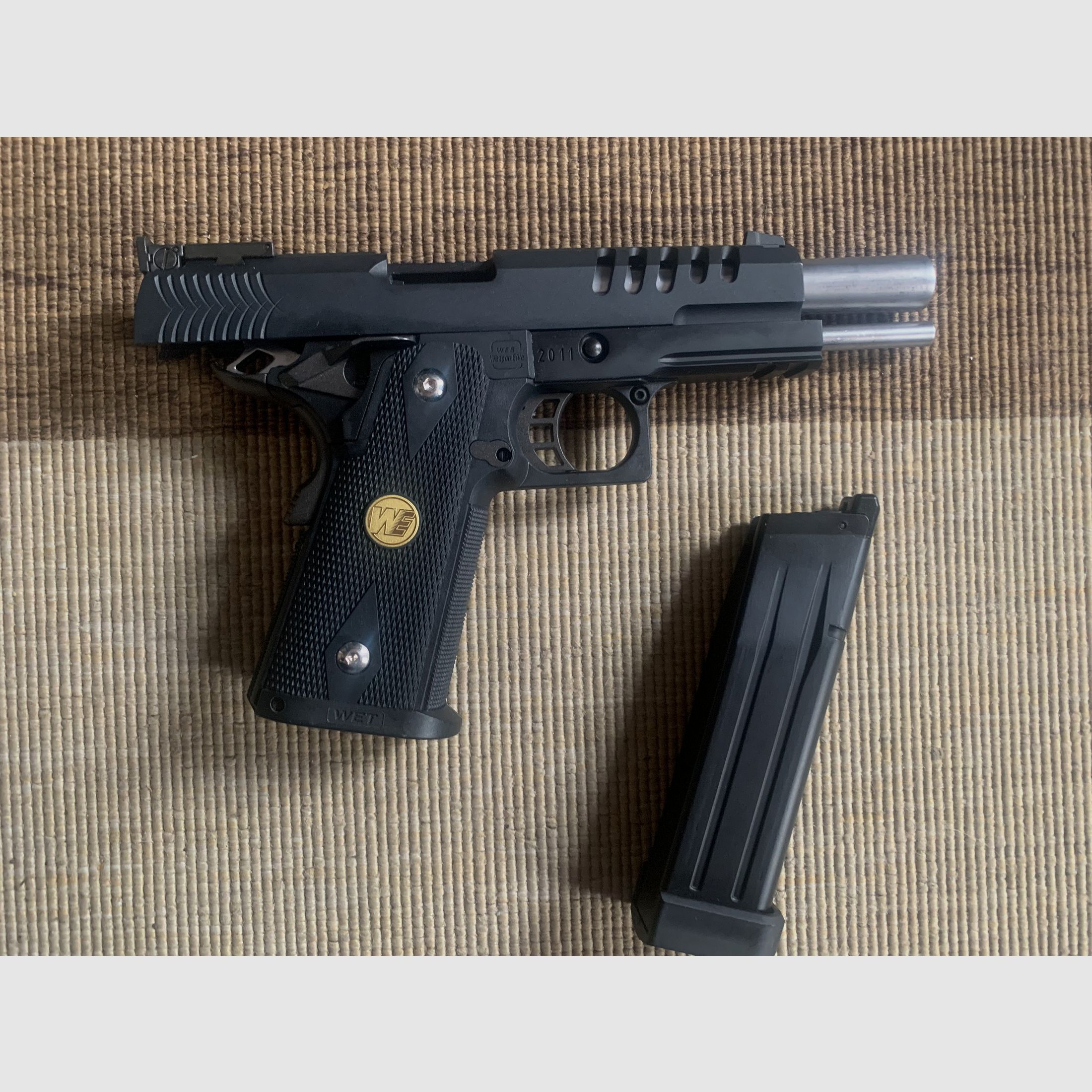 VFC HK417 GBB + Wei ETech Hi-Capa + Holster