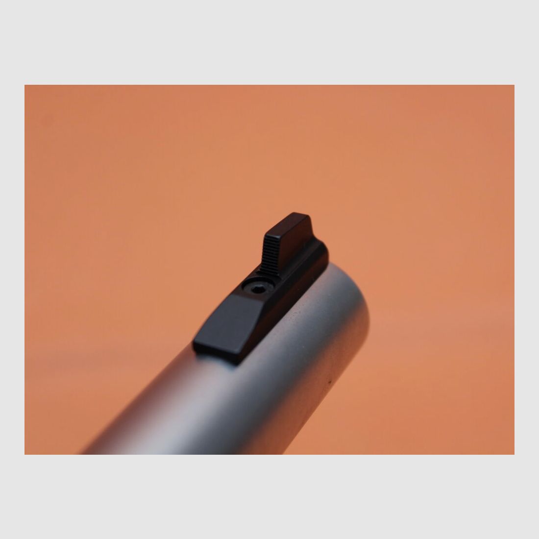 Pistola Ruger Ha. .22lr Ruger MARK IV Target Acciaio Inossidabile 5,5" canna/ canna bull (.22lfB/.22L.R. MK4), immagine 4 di 7