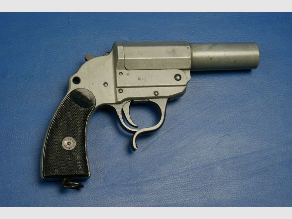 ac 43 - Carl Walther Waffenfabrik Zella-Mehlis 4 (Sygnal)