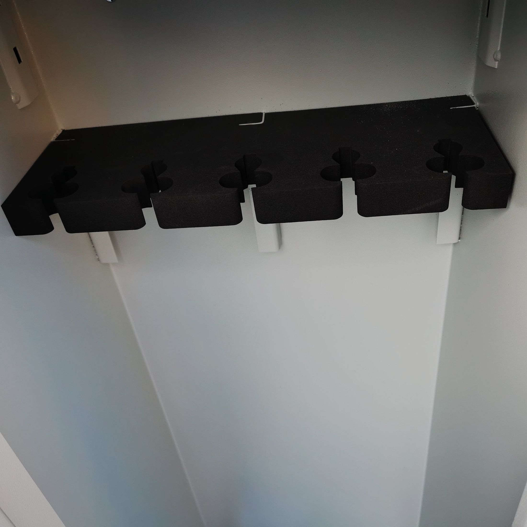 Gun cabinet Shooter LAVALEE (1300x390x330) 5 LW