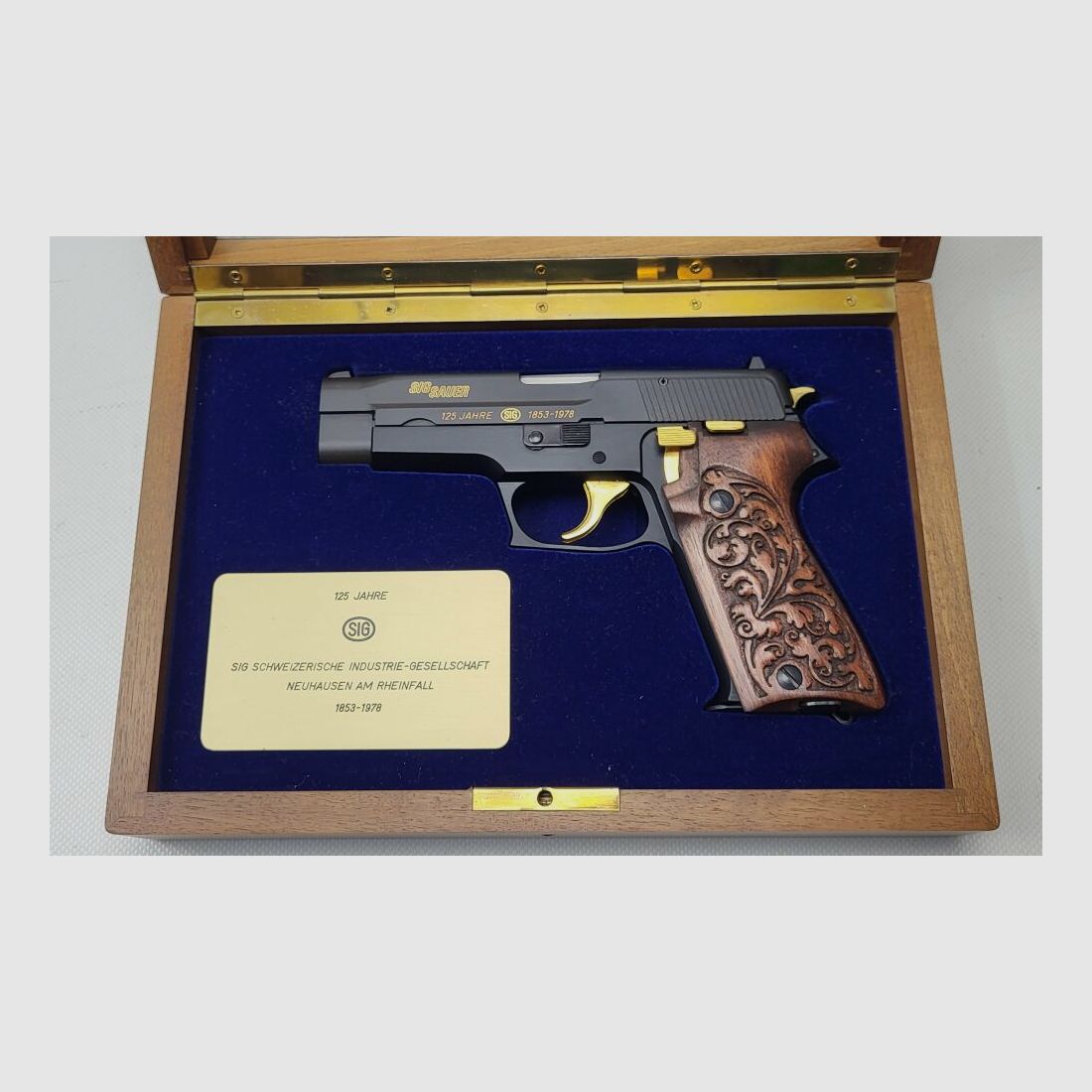 SIG Jubiläum P210-1 700 Jahre // P226 125 Jahre // P220 125 Jahre