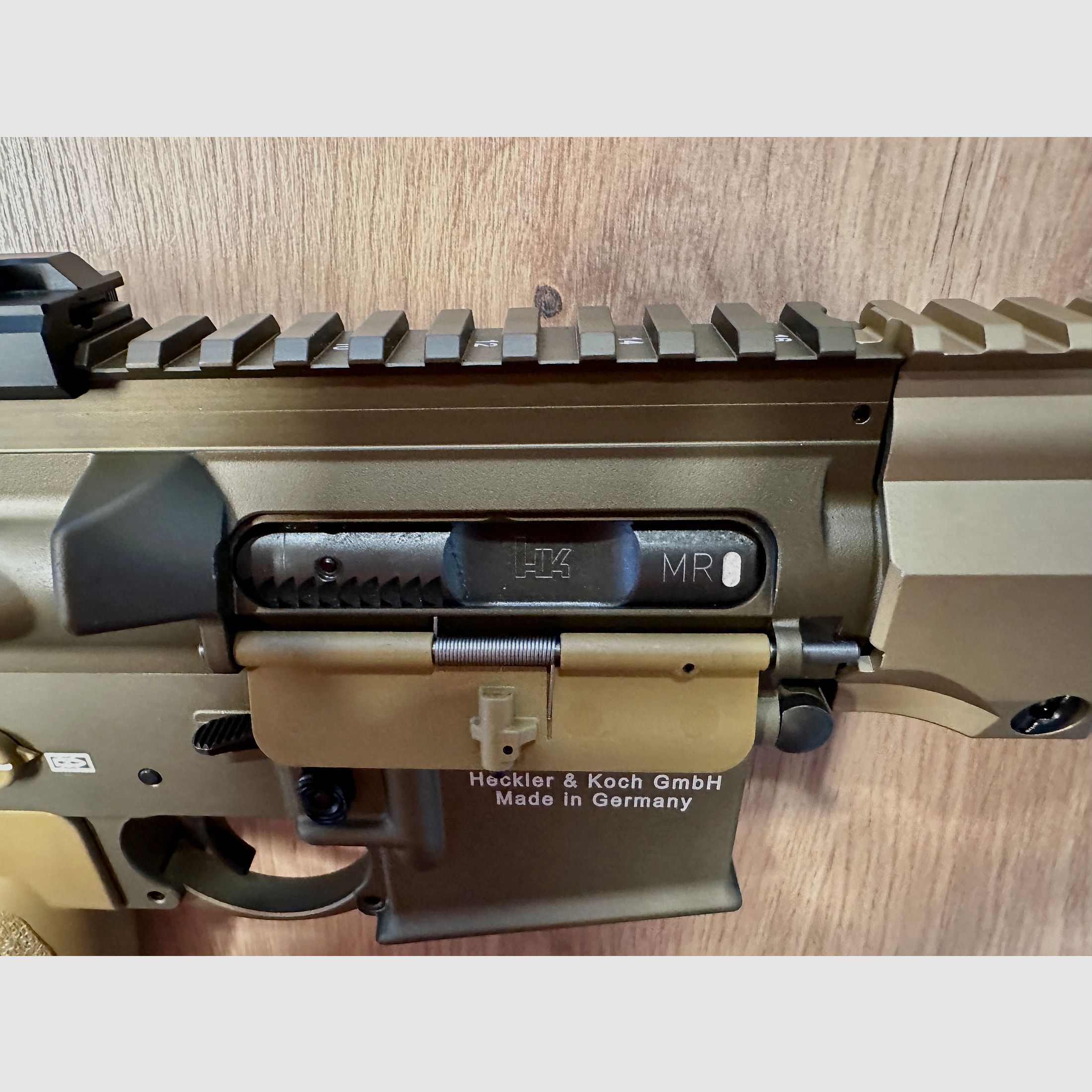 Heckler & Koch MR223 A3 16,5“ in  RAL 8000