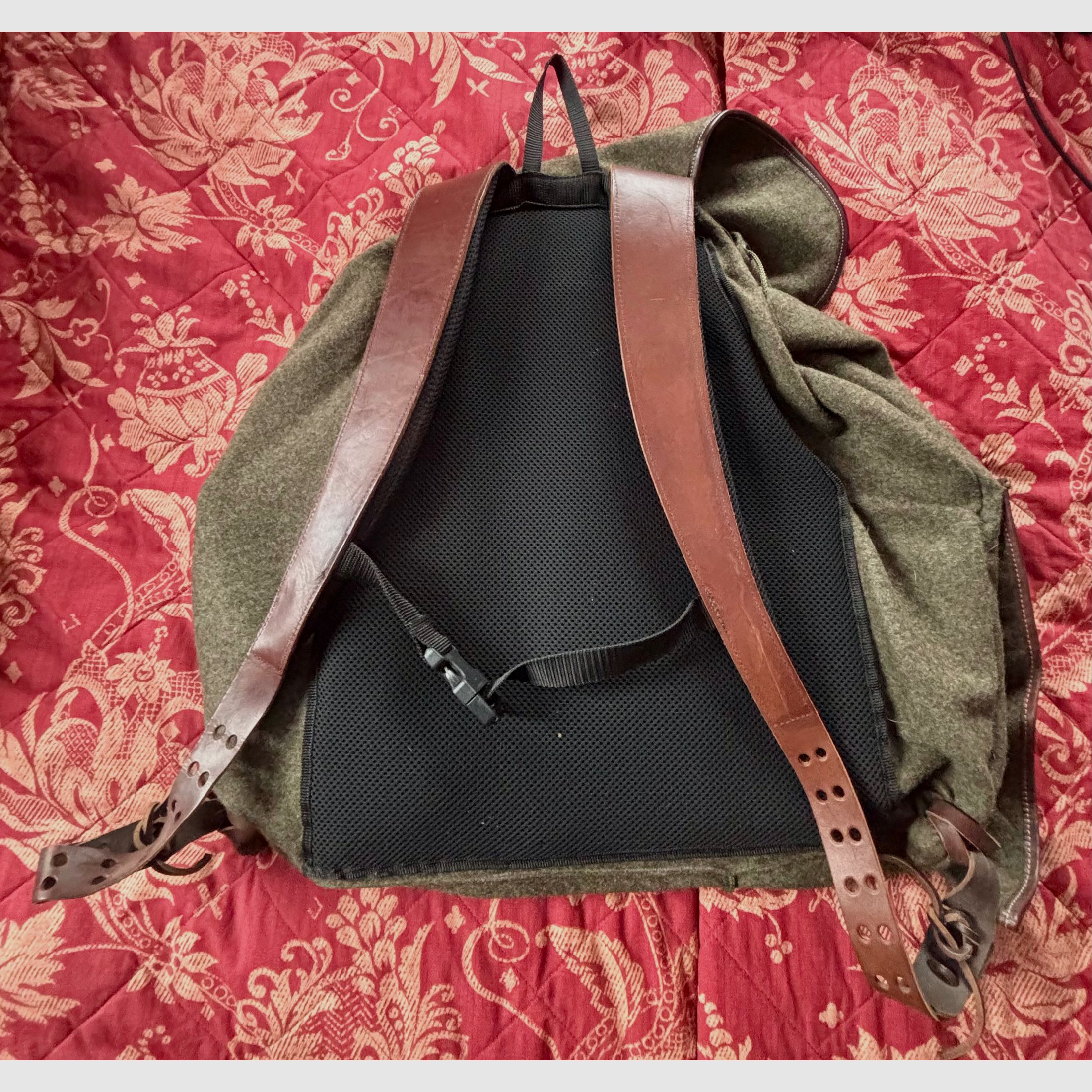 Blaser "the Whisper Backpack" as good as new and no longer available