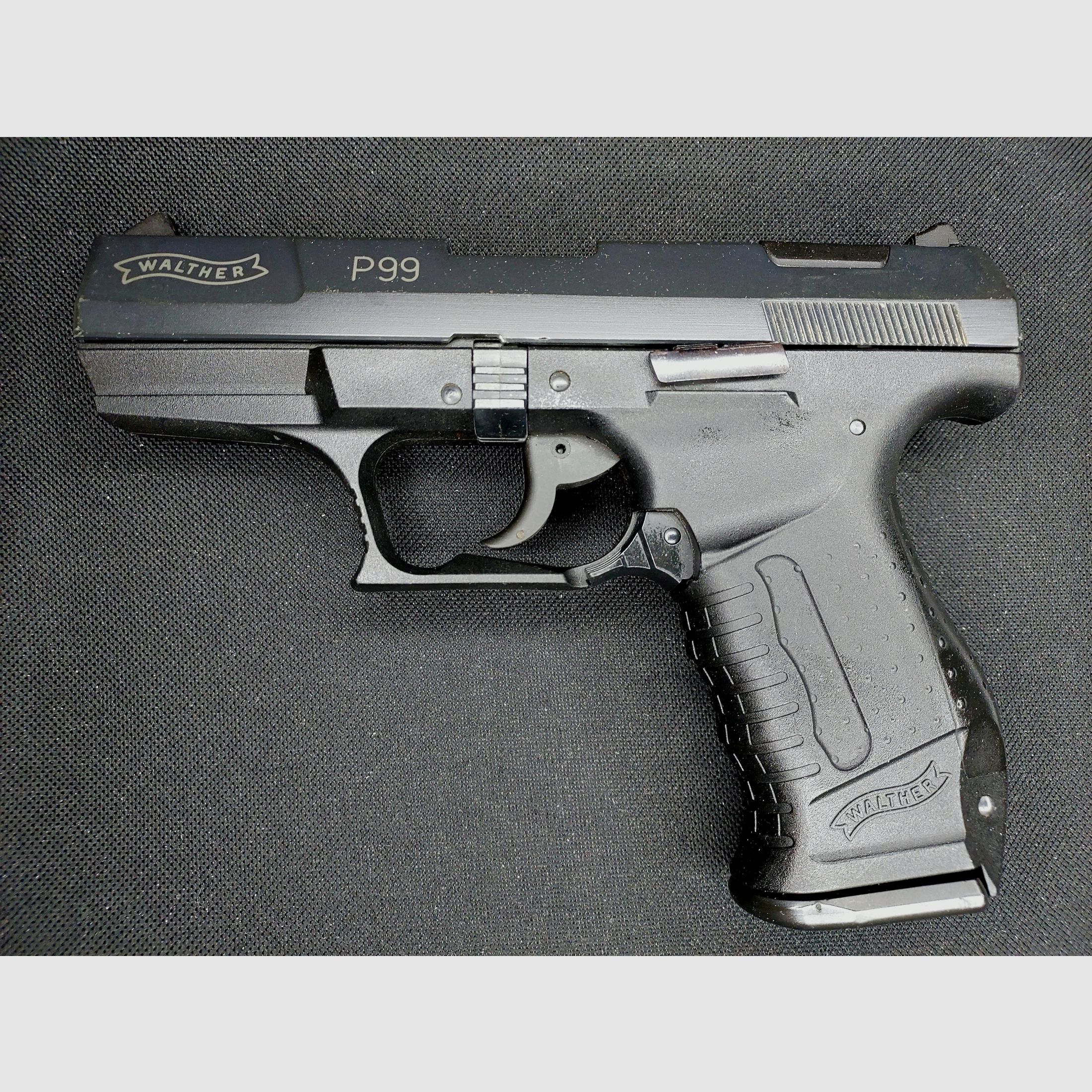 Walther P99 Pistolet à blanc 9mm P.A.K. (PTB 762) P 99