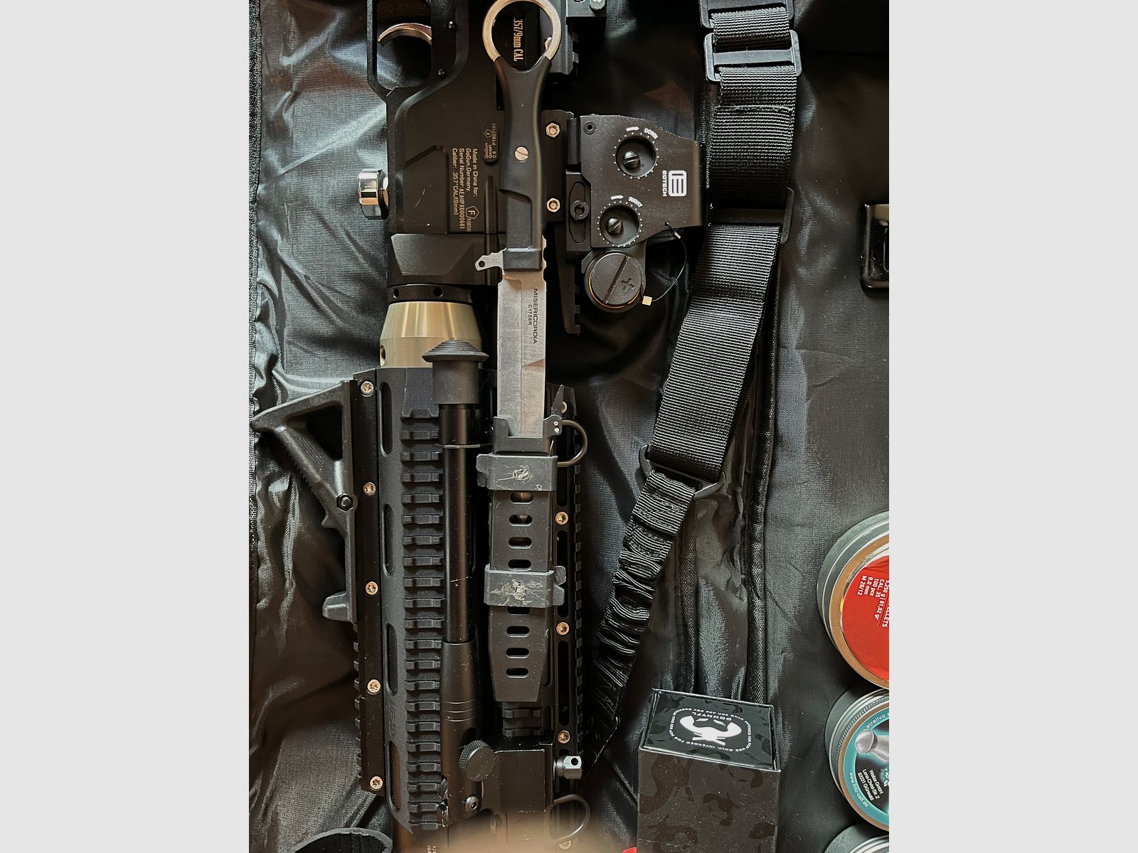 Hp Max MK2 Taktical Demo Auto kal 32/9mm veel accessoires