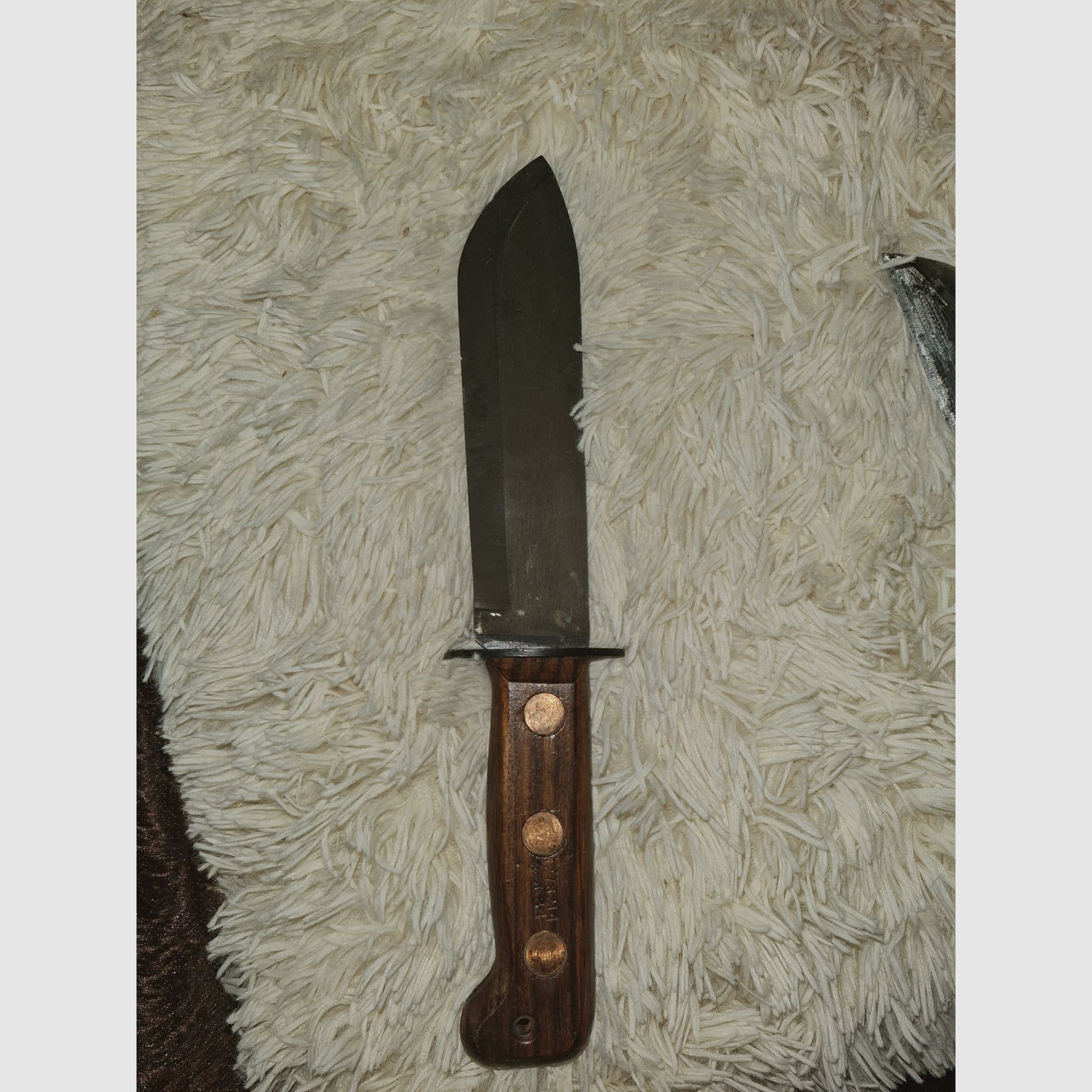 Englisches Outdoormesser Massiv