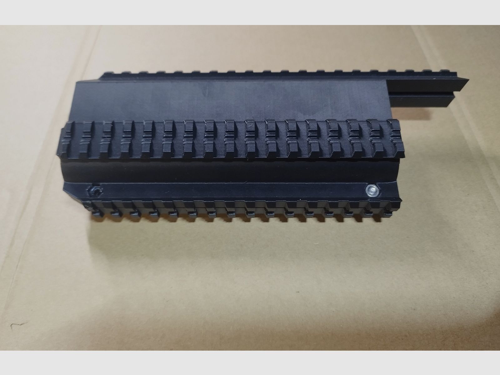 Huben GK1 accessori - Bodykit canna rivestimento slitta Picatinny parte posteriore Picatinny