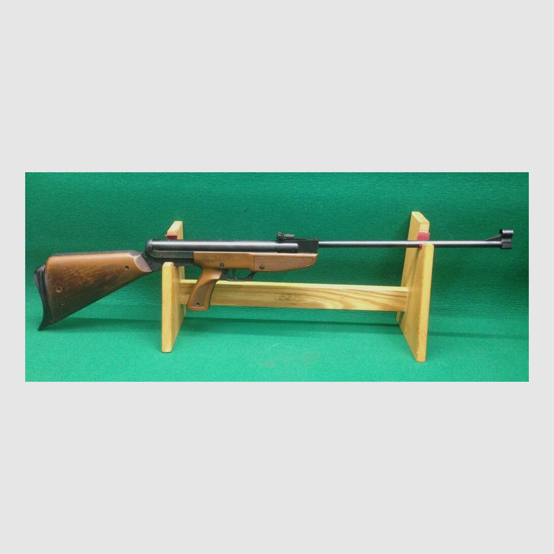 GAMO	 Luftgewehr Modell "GAMO-68"