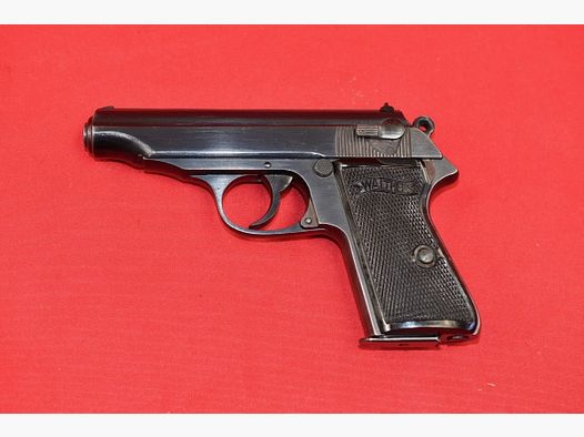 #6438 PISTOLET WALTHER PP, VOLKSPOLIZEI, Kal. 7,65