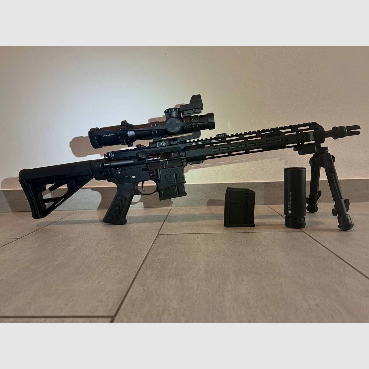 Vente privée : Schmeisser AR15 Dynamic Custom-Paket .223 Rem. – Comme neuf !