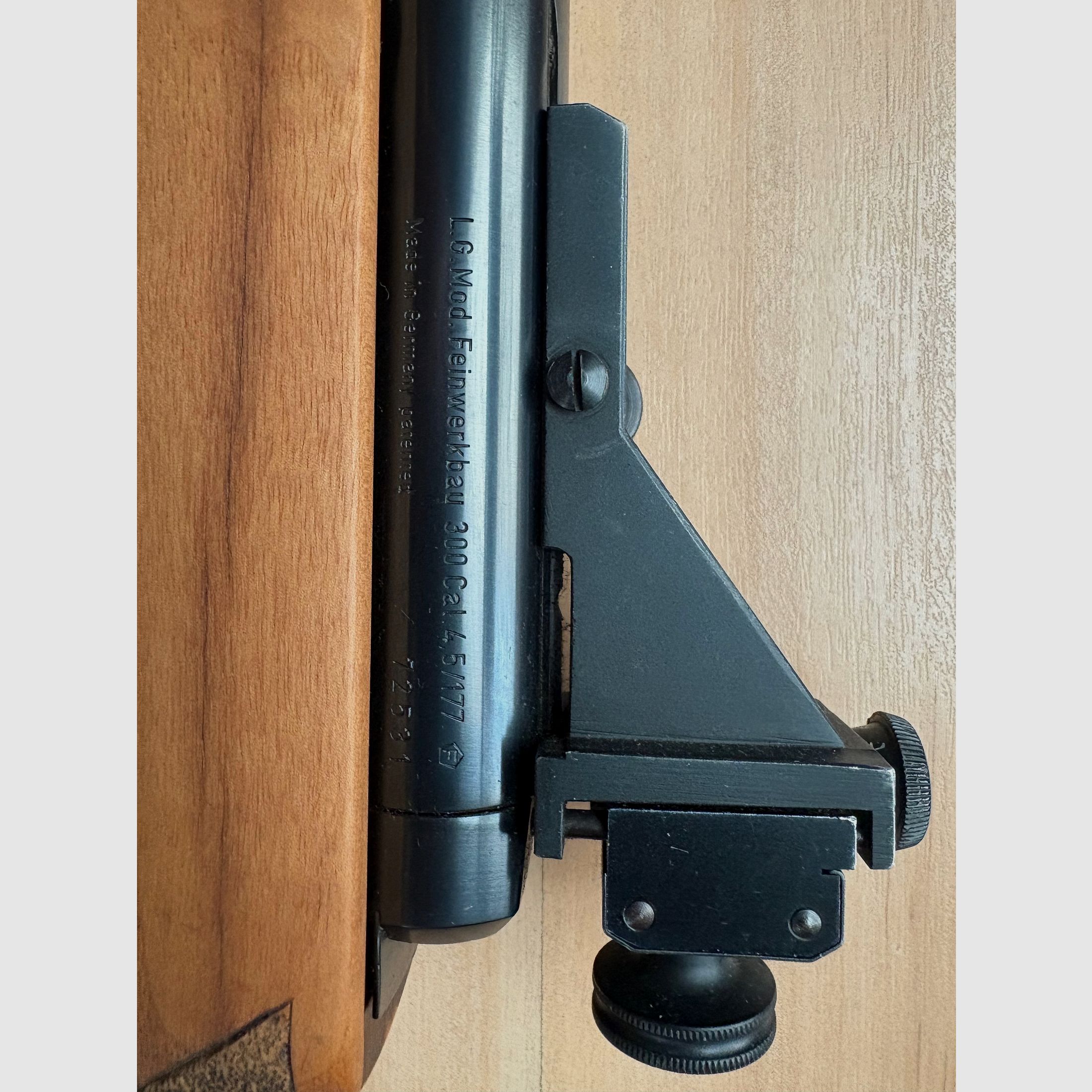 Luchtgeweer Mod. Feinwerkbau 300 Cal. 4,5 / .177