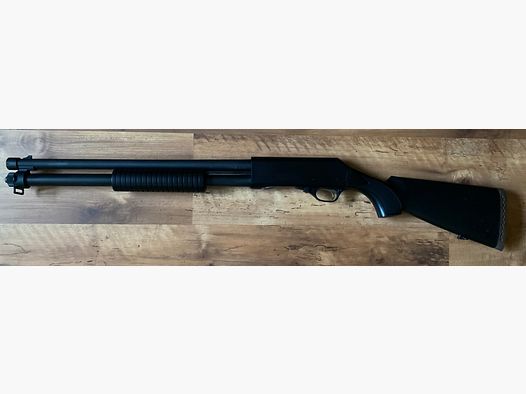 Imperator - Action par pompe Cal. 12/76 en très bon état