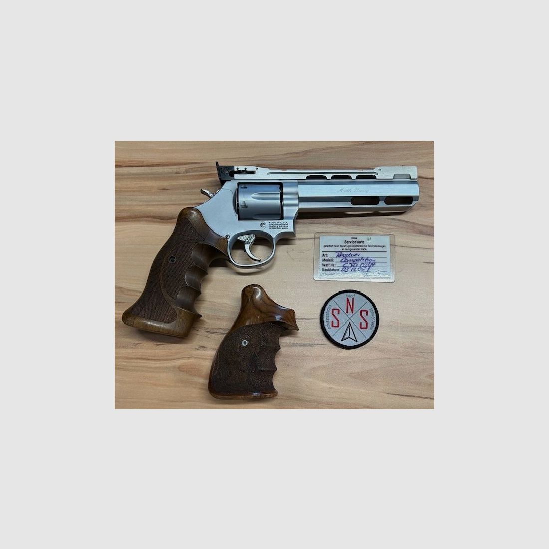 Smith & Wesson Club 30 Competition