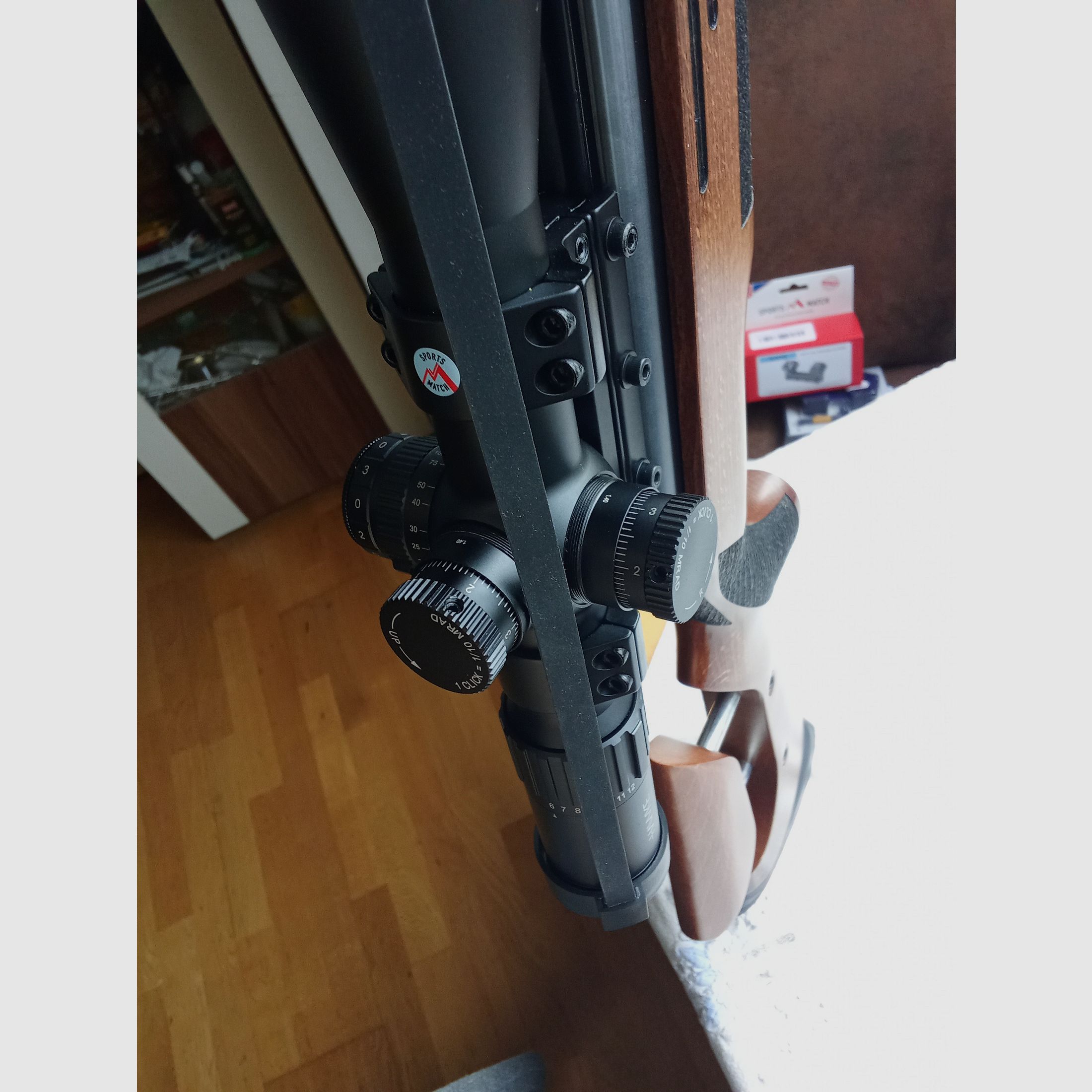 weihrauch hw 98 mit hawk airmax compact 6-24 und sports match UK AOP 56 montage 