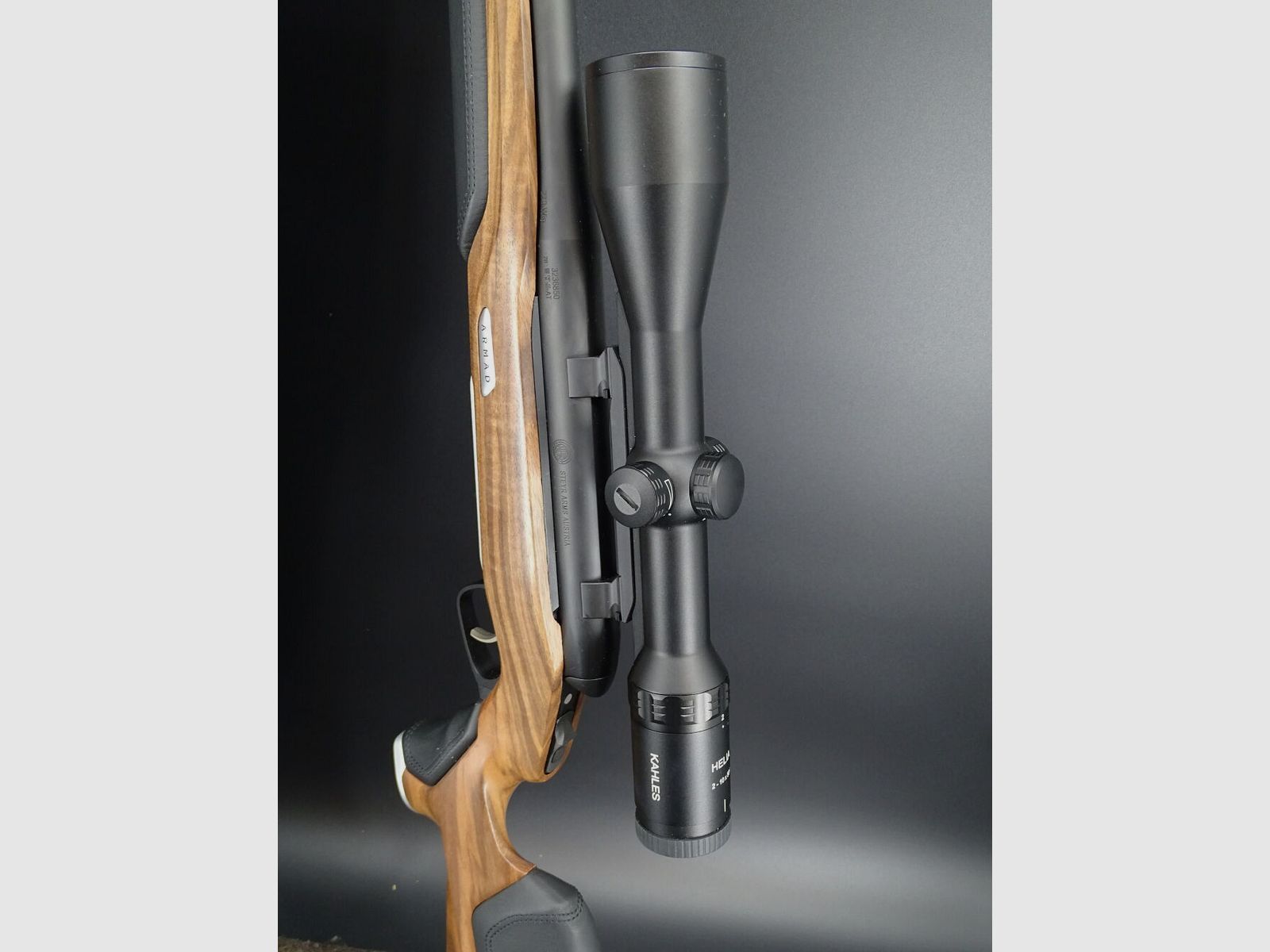 Steyr Monobloc Armad calibre .270 Win Kahles Helia Monobloc Armad "Panzerstahl Edition"