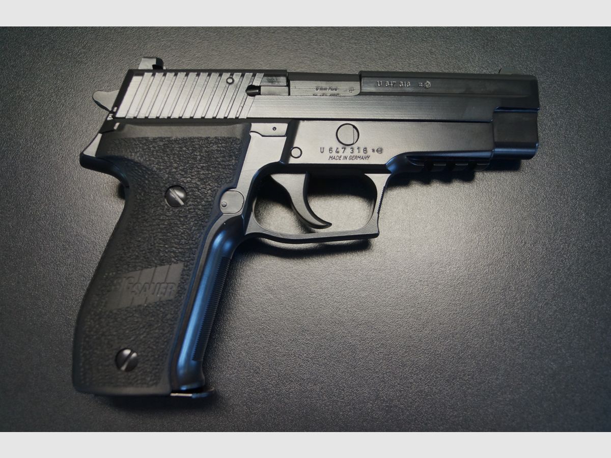Sig Sauer P226, imagen 1 de 4