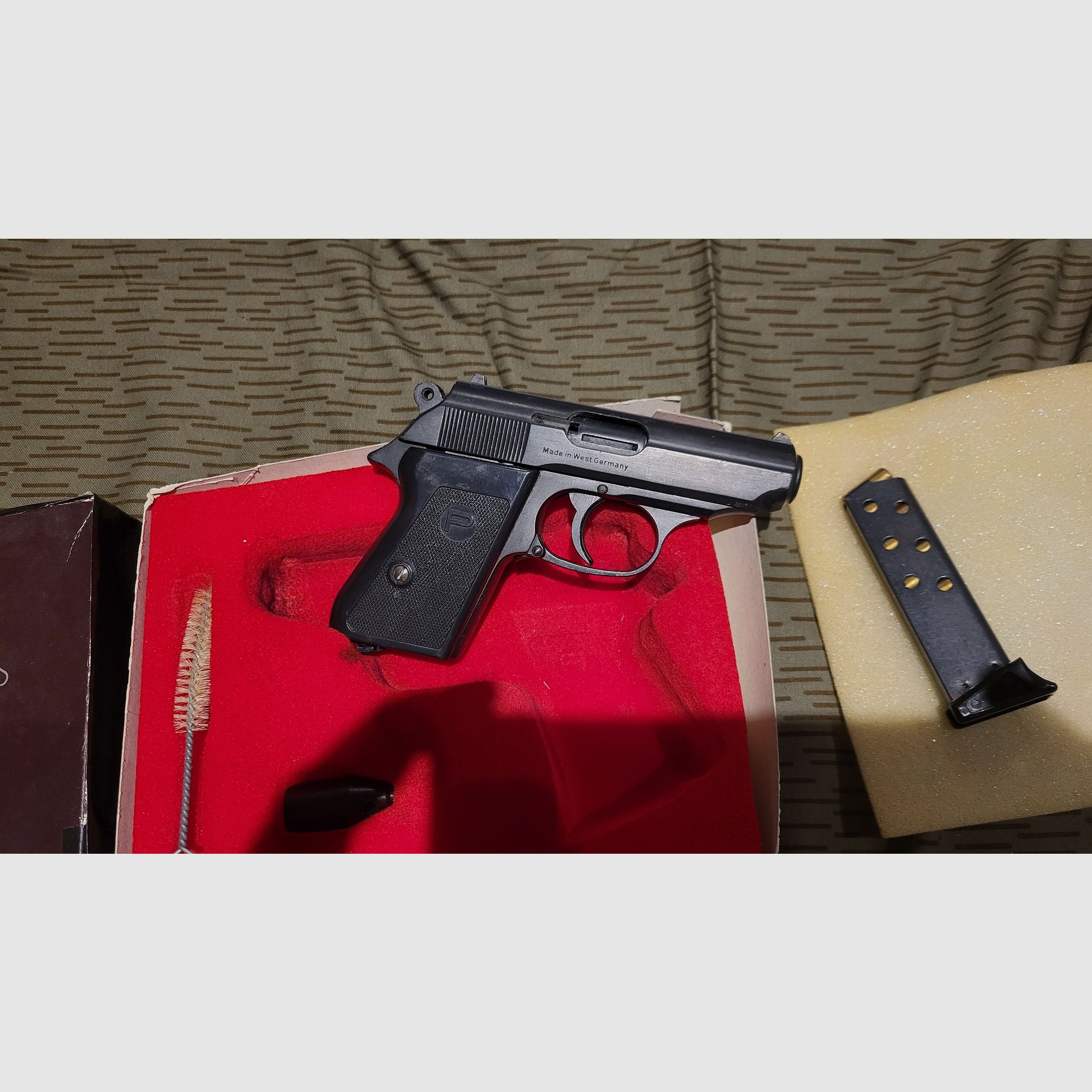 Schreckschuss Pistole Perfekta Mod. FBI 8000