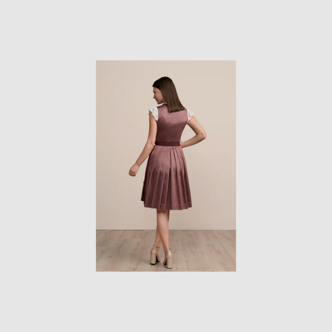 Krüger D-Dirndl Aveloria, image 7 of 8
