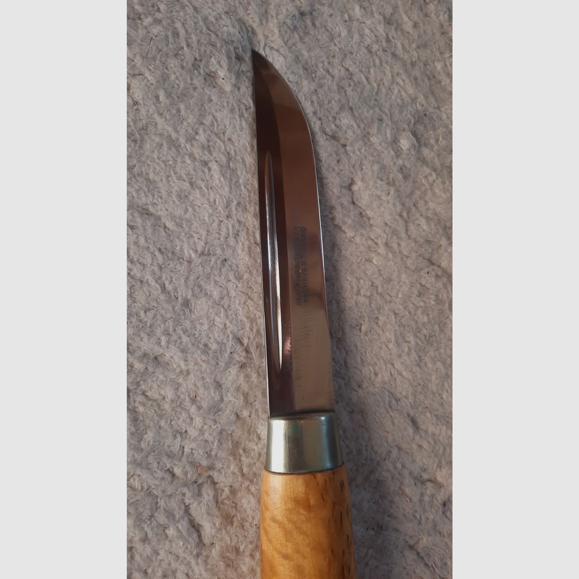 Bellissimo coltello da caccia e da esterno Kauhava dalla Finlandia. PUUKO Messer