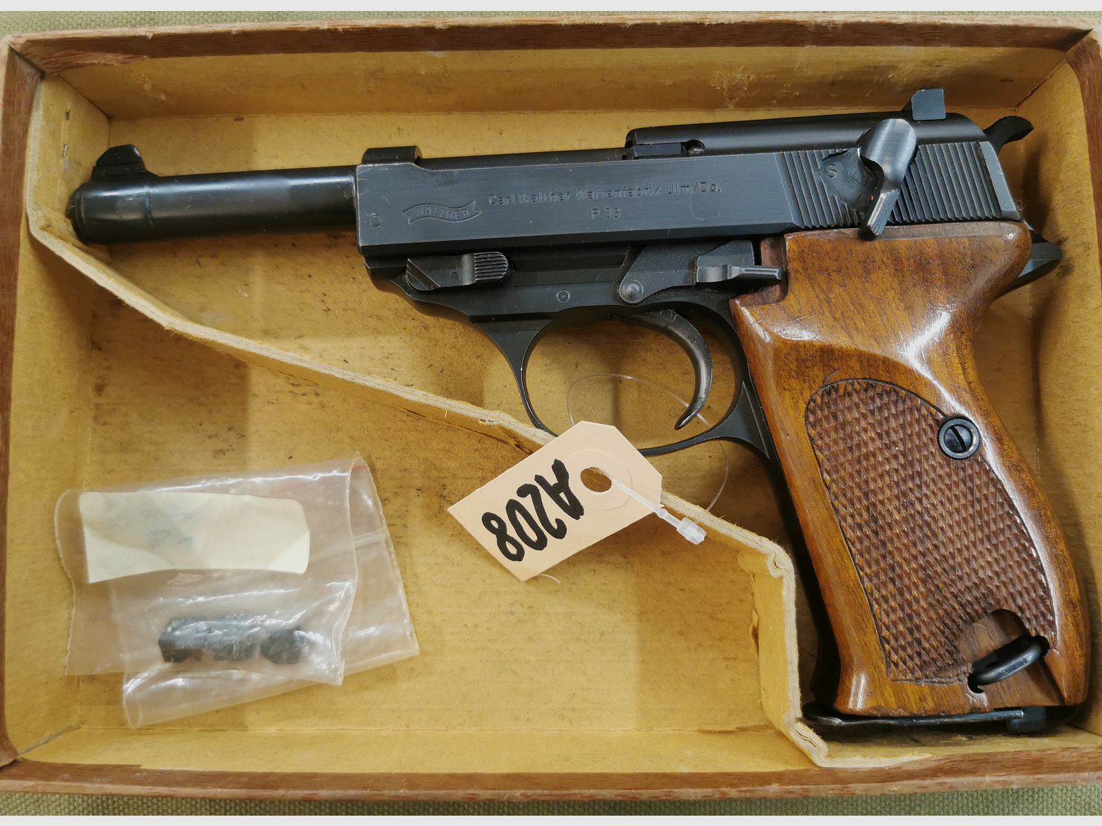 Walther P38 all-steel OVP with supply number