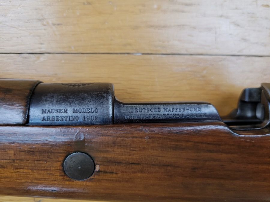 Sehr schönes Gewehr Mauser Argentinien 1909 – Originalkaliber 7,65×53 – Herstellung DWM von 1910 – Waffen der Republik Argentinien nicht limitiert – entspricht dem Standardmodell – schöne Hölzer, Lauf und Mechanik einwandfrei - TBE ++, Bild 6 von 30