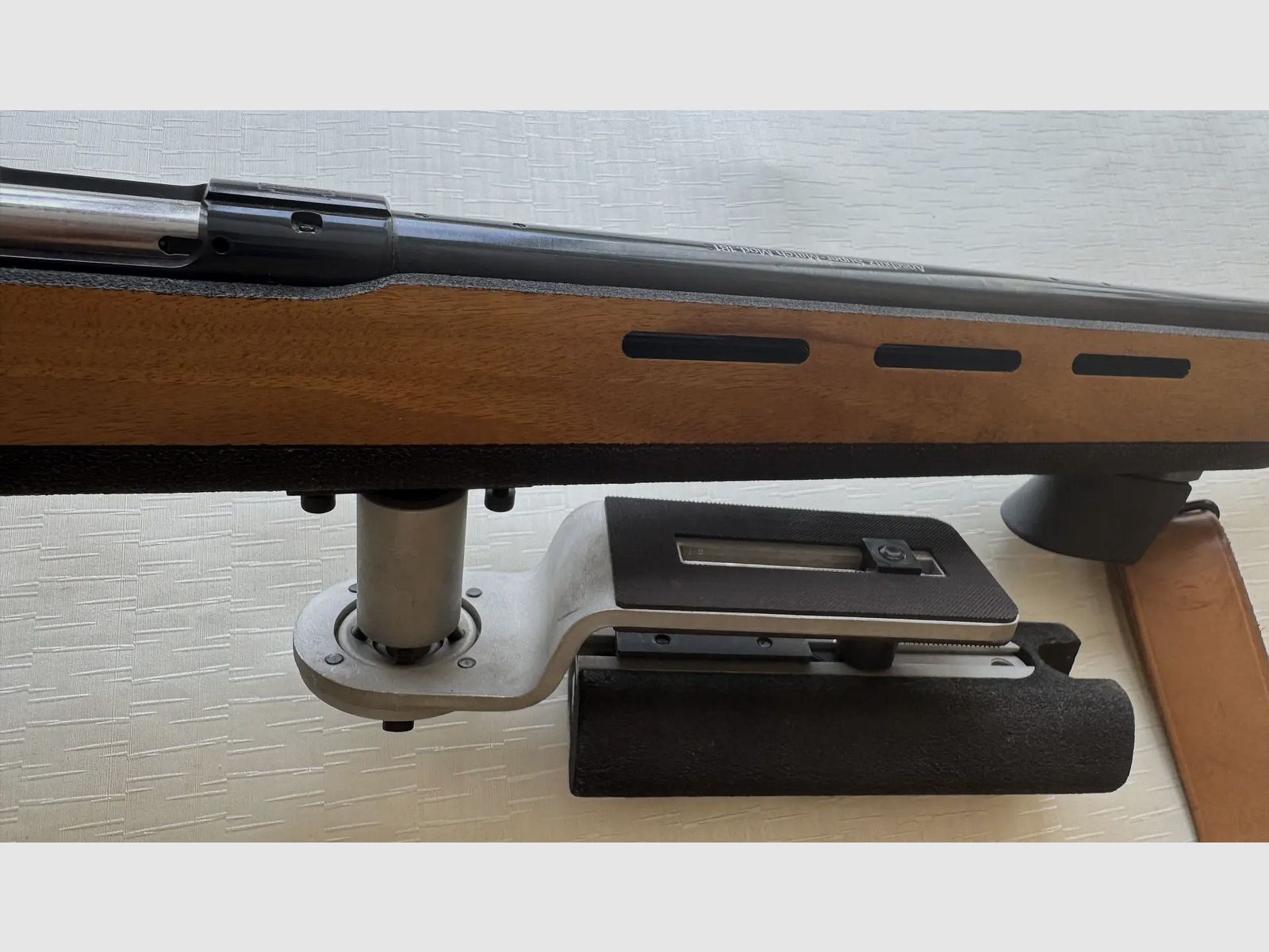 Anschütz Super-Match Modelo 1813 Olímpico 84 Calibre .22 l.r.