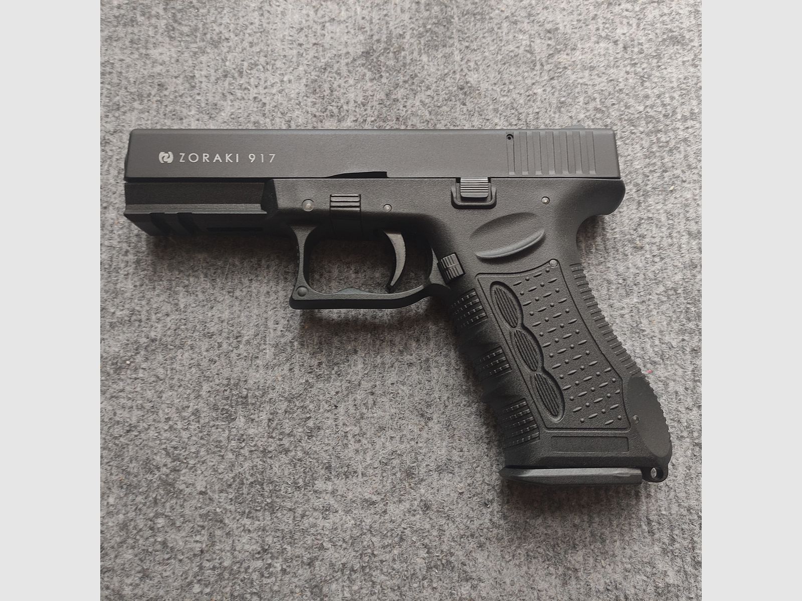ZORAKI 917 Black 9mm P.A.K. Schreckschusspistole im Glock 17 Stil