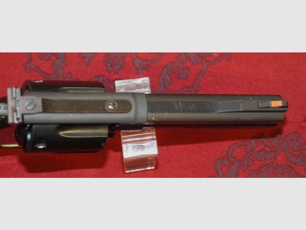 Smith & Wesson 586-4