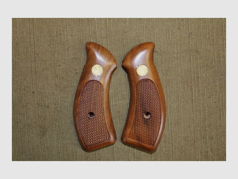 Échelles de prise Échelles de prise Erma EGR77