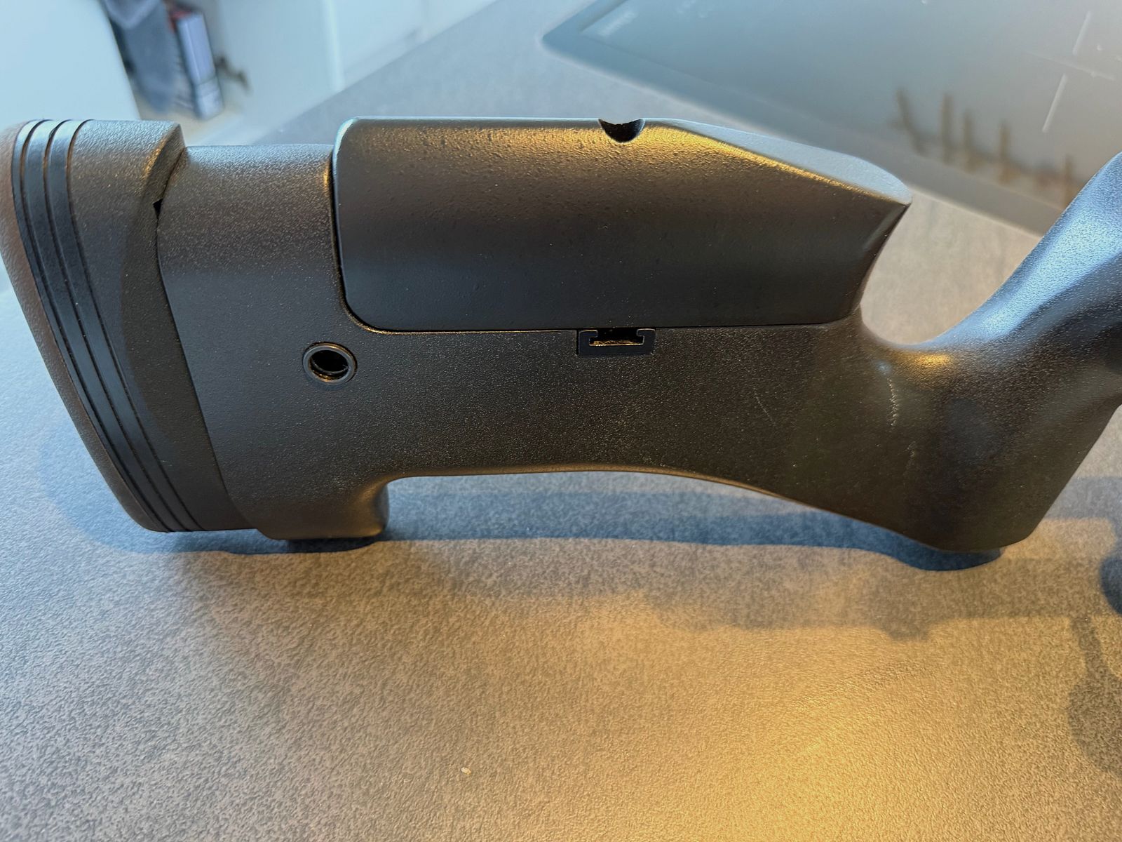 Sako TRG 42, Cal. 300 Win Magnum, negro. Swarovski Habicht, 4-16x50