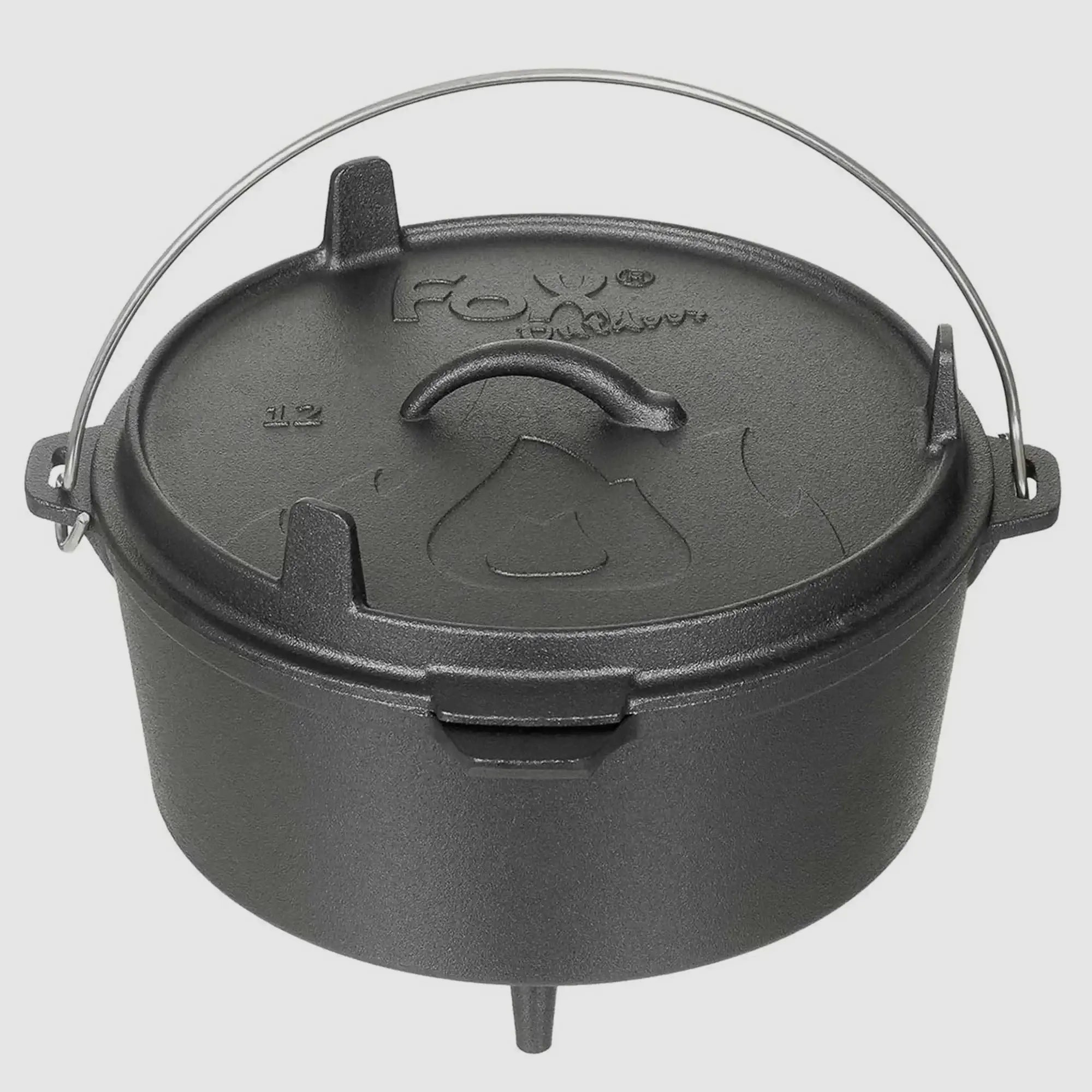 Fox Outdoor Fox Outdoor Garnek Ogniskowy Żeliwny 5.7 L