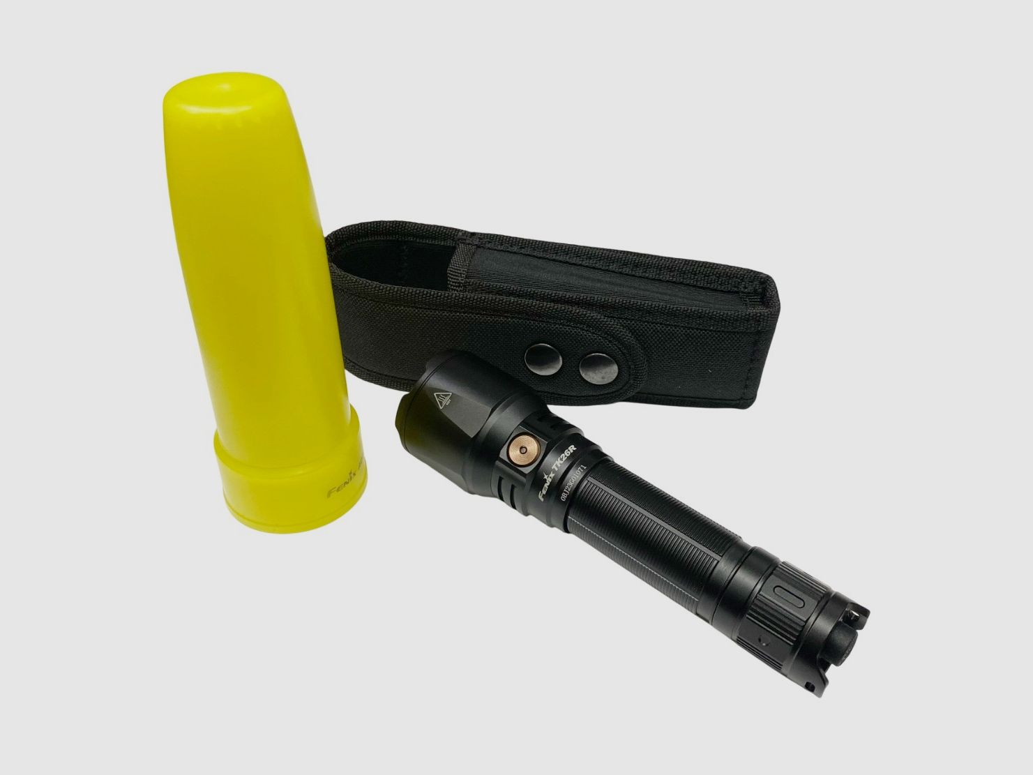Lampe torche FENIX TK26R de 1500 lumens avec étui et cône jaune, image 1 sur 2
