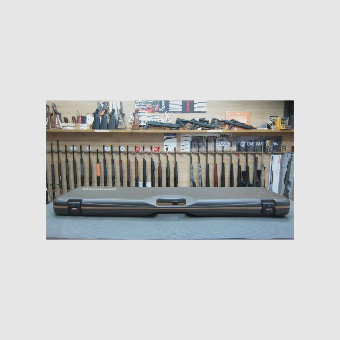 Waffenkoffer für Büchse Browning Luxus, Bild 2 von 3