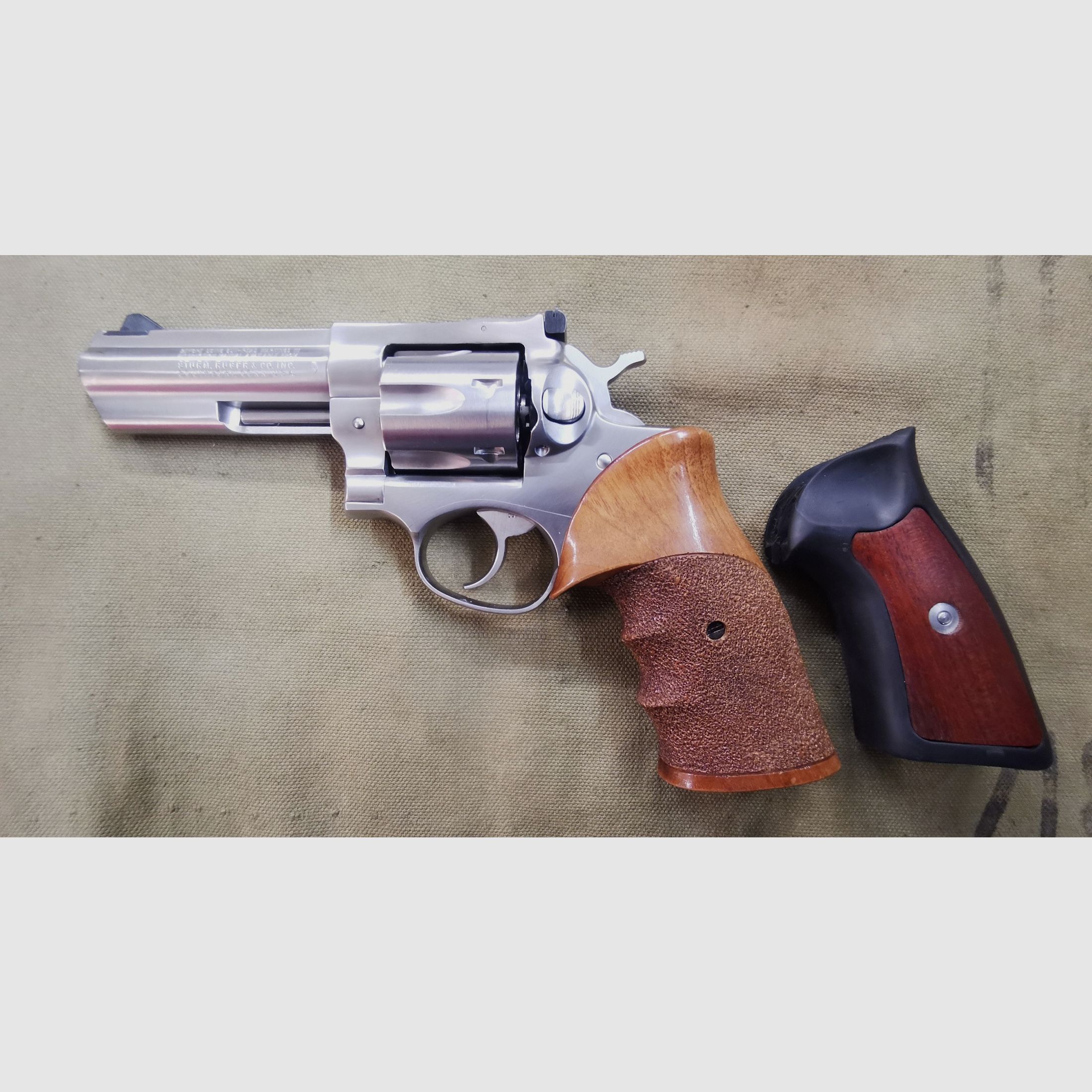 RUGER GP100  .357Mag   4Zoll schwerer Revolver